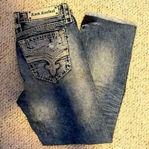 Rock Revival, frayed bottom, capri, size 29